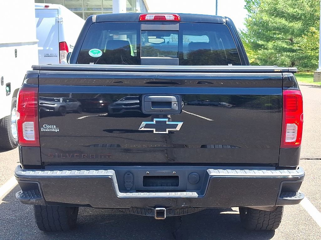 Used 2018 Chevrolet Silverado 1500 LTZ Z71 w/ Redline Edition AWD/4WD image 6