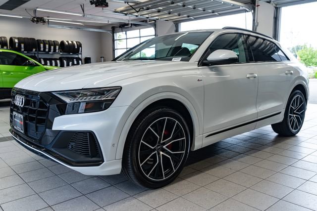 Used 2020 Audi Q8 Premium Plus w/ Premium Plus Package AWD/4WD image 3