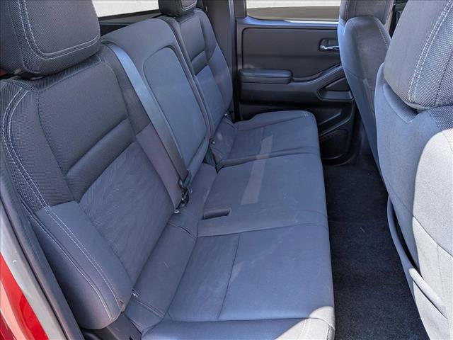 Used 2023 Nissan Frontier SV w/ Tow Package image 18