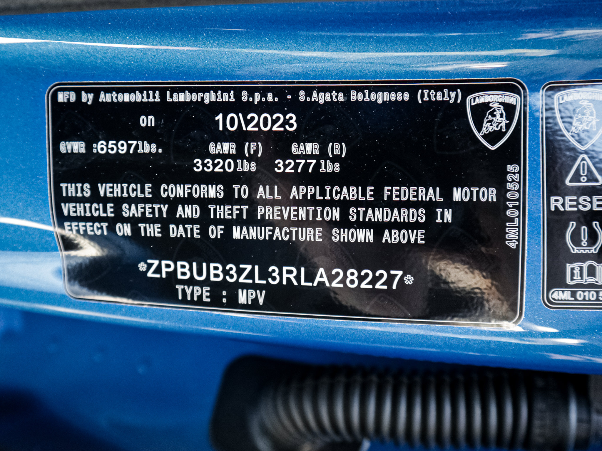 Used 2024 Lamborghini Urus S AWD/4WD image 35