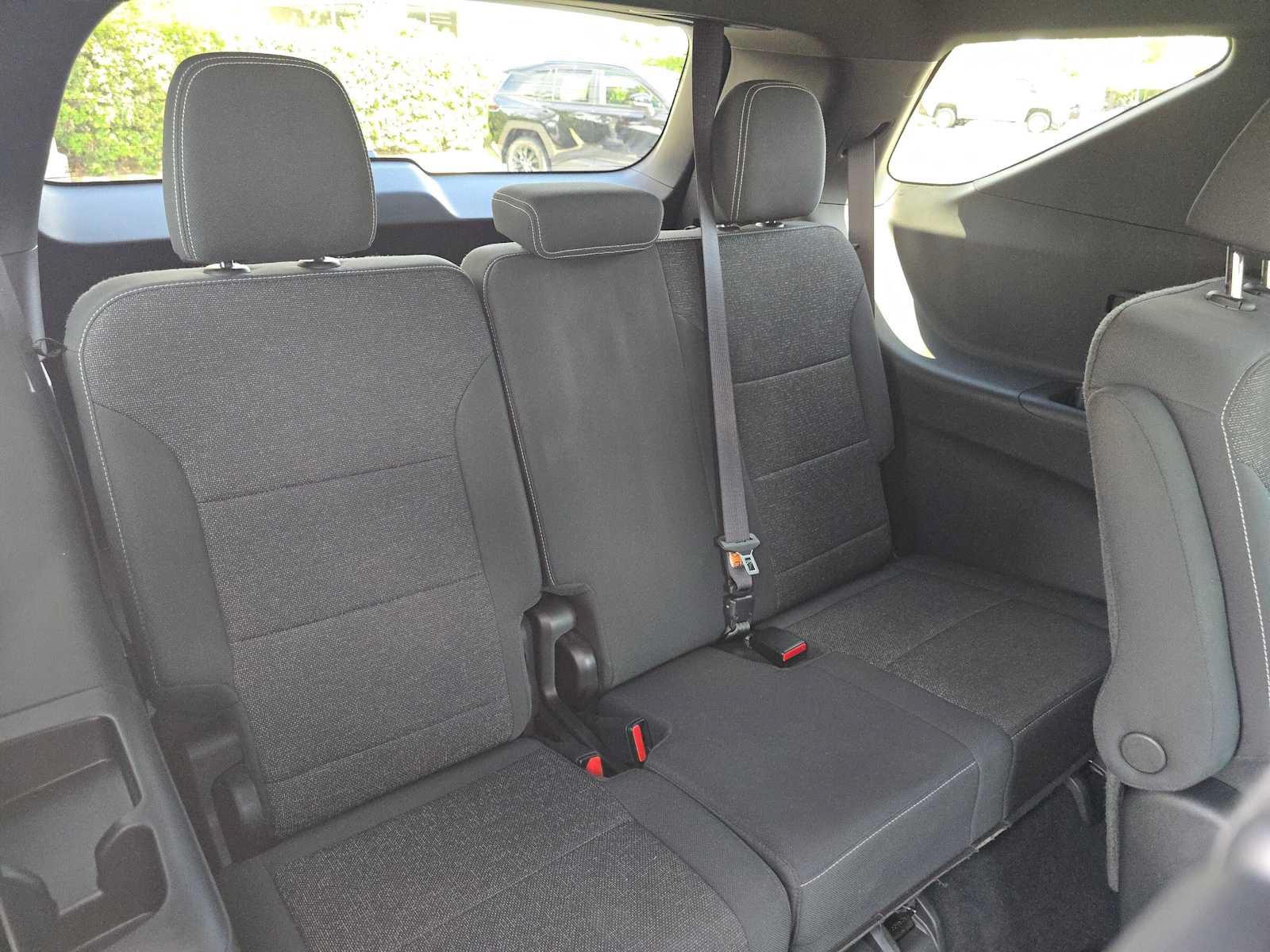 Used 2024 Chevrolet Traverse LT w/ Midnight/Sport Edition FWD image 13