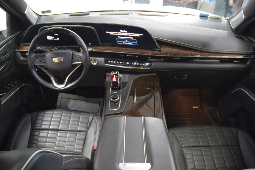 Used 2023 Cadillac Escalade ESV Sport Platinum AWD/4WD image 32