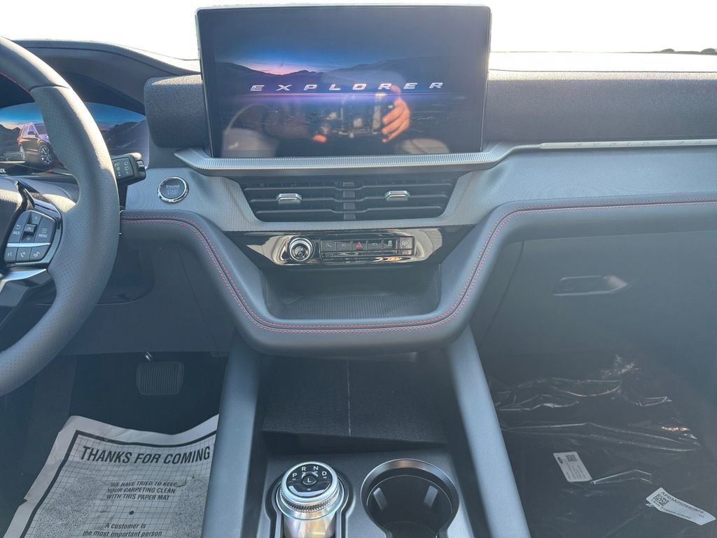 New 2026 Ford Explorer ST-Line w/ ST-Line Street Pack image 13