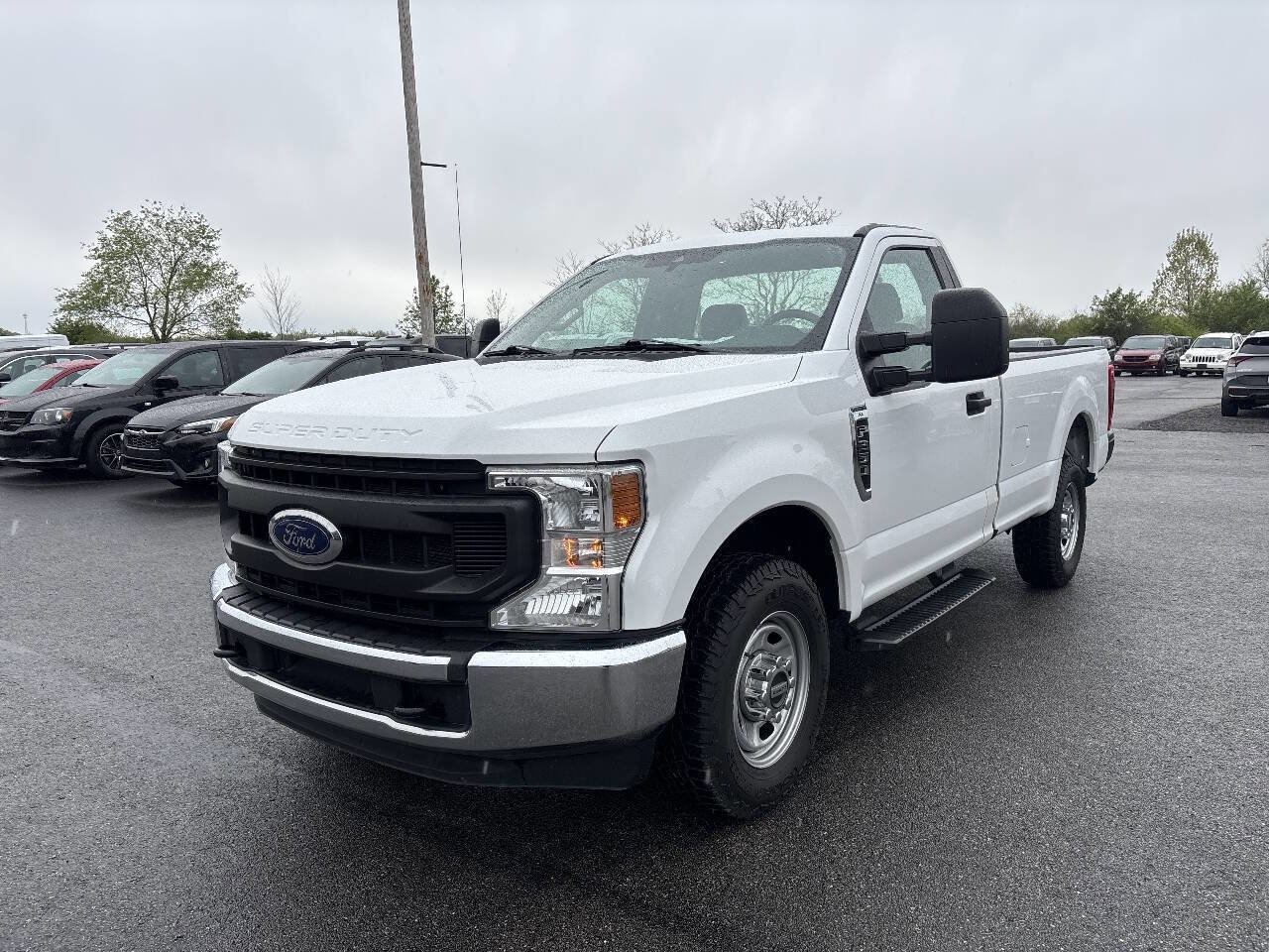 Used 2021 Ford F250 XL w/ Power Equipment Group RWD image 2