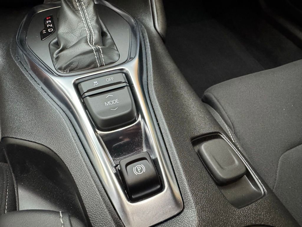 Used 2022 Chevrolet Camaro LT w/ RS Package image 27