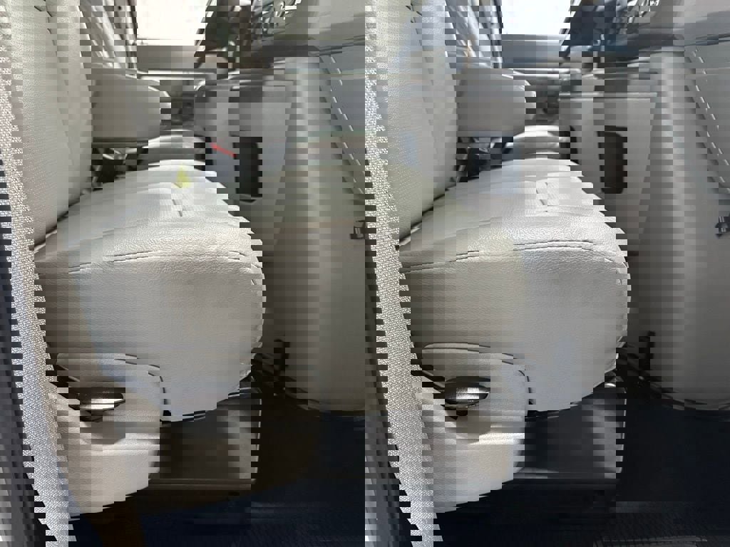 Used 2024 Ford E-350 and Econoline 350 Super Duty image 40