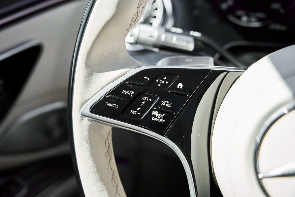 Used 2025 Mercedes-Benz Maybach EQS 680 4MATIC image 69