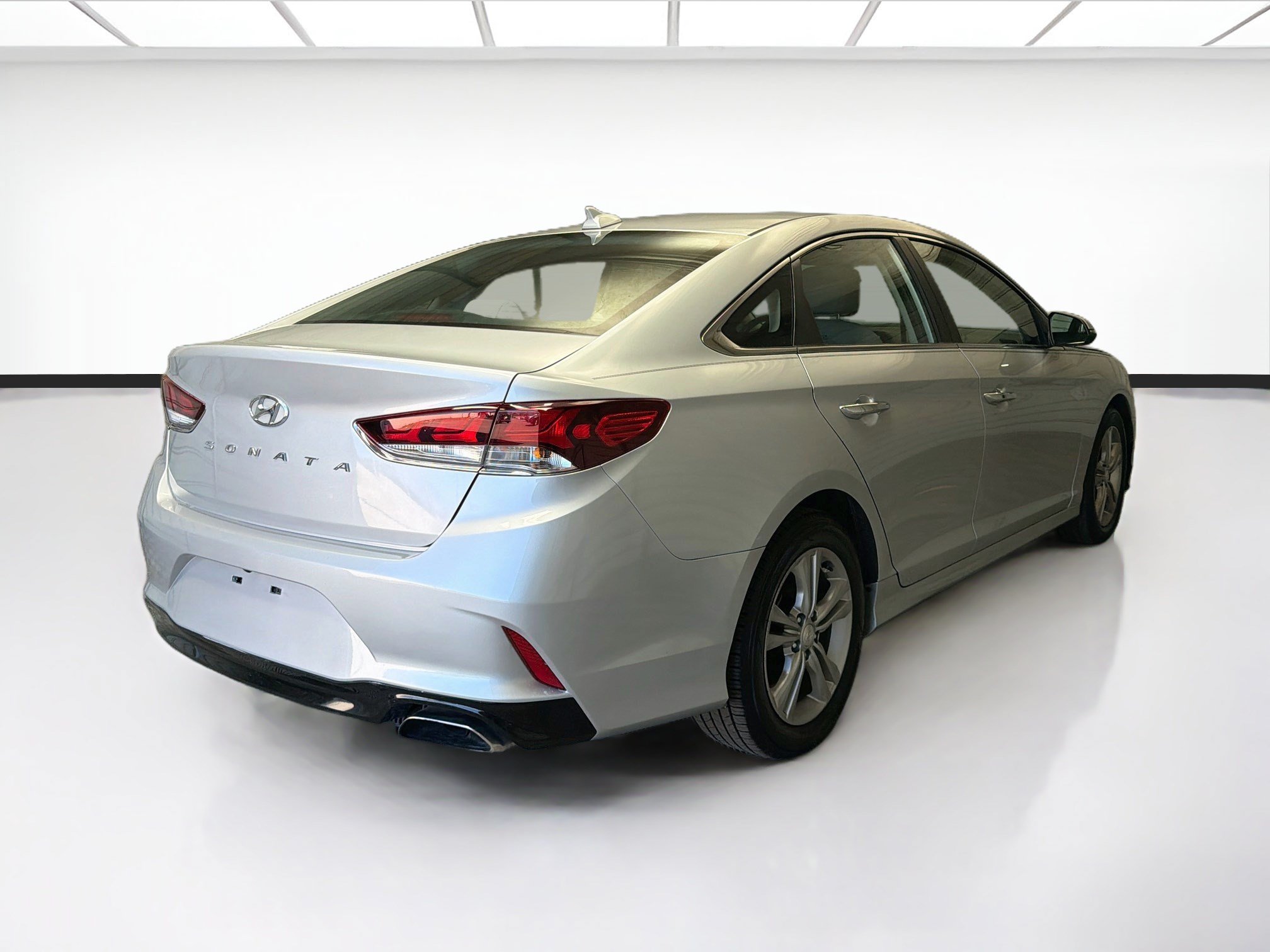 Used 2018 Hyundai Sonata SEL FWD image 4