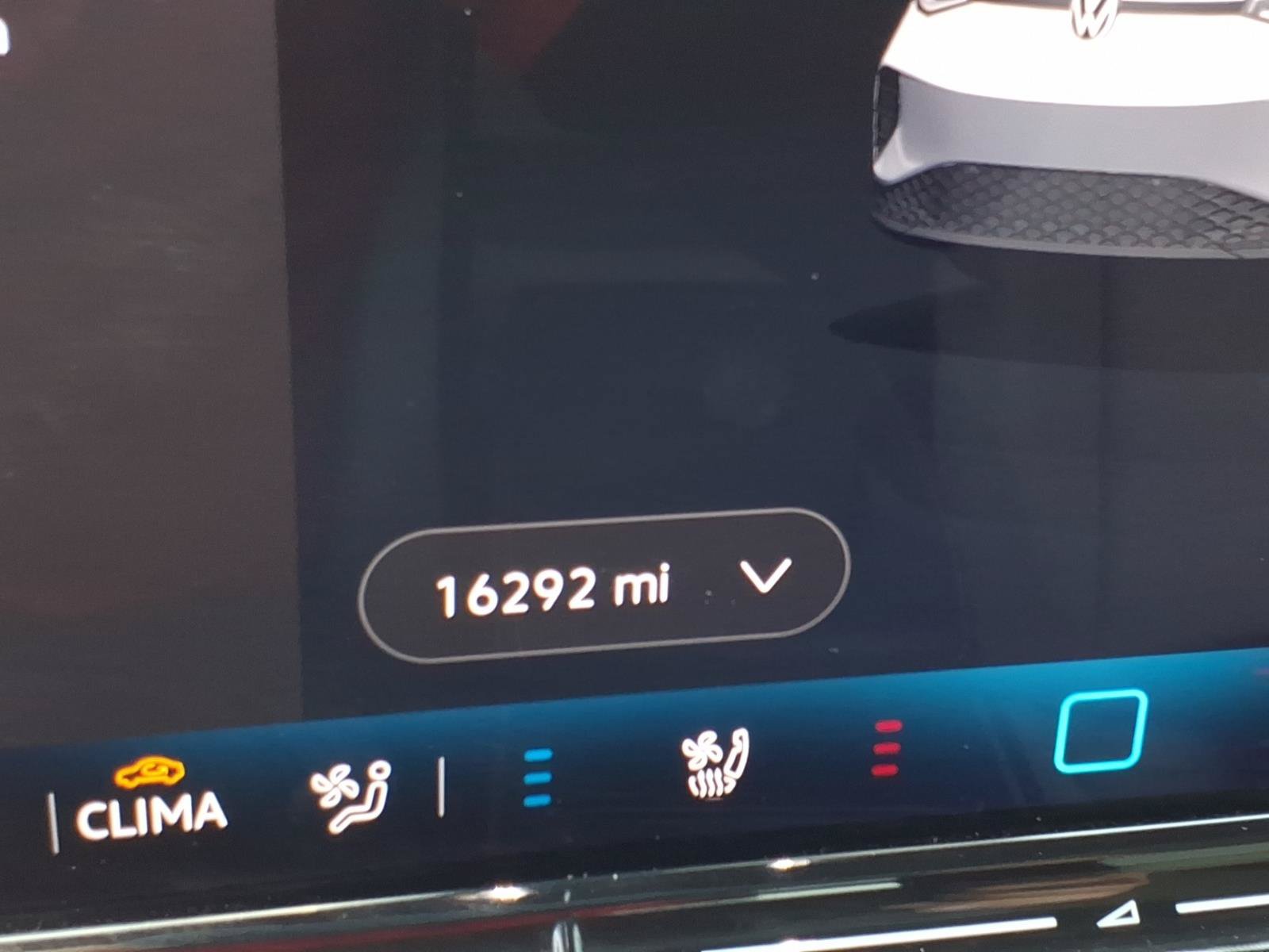 Certified 2024 Volkswagen ID.4 Pro S RWD image 31