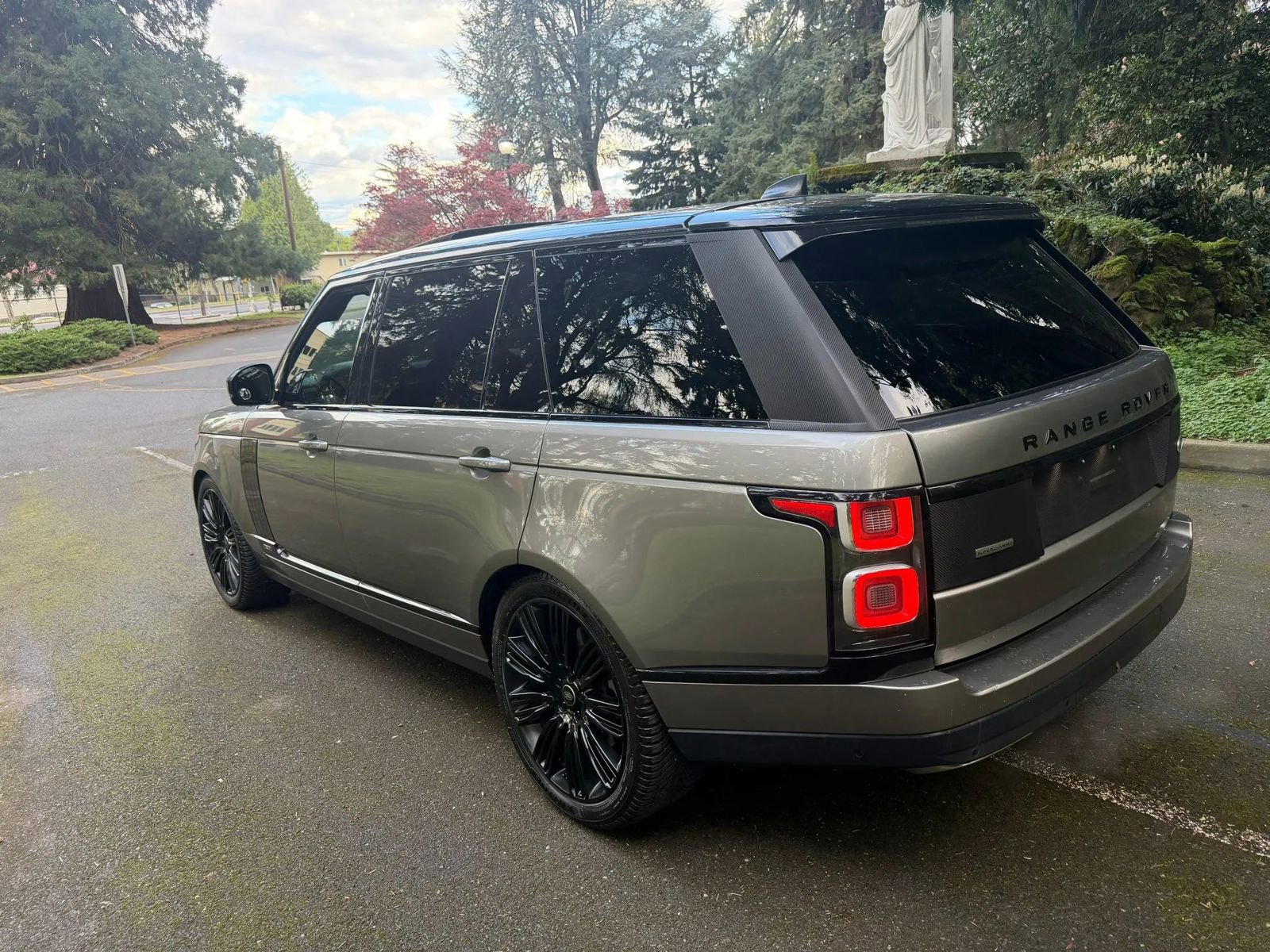 Used 2018 Land Rover Range Rover Long Wheelbase Supercharged AWD/4WD image 4
