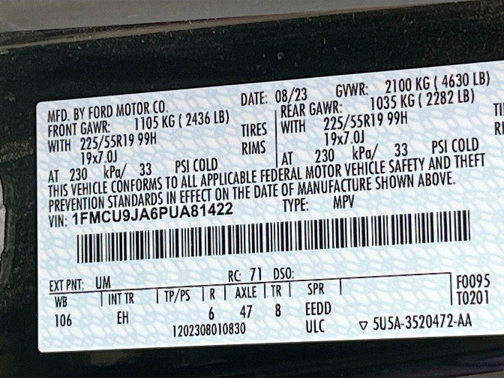 Used 2023 Ford Escape Platinum image 32