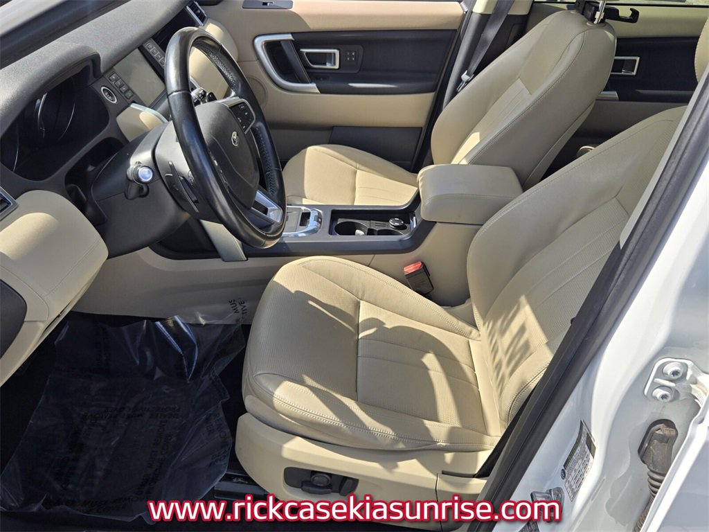 Used 2019 Land Rover Discovery Sport image 10