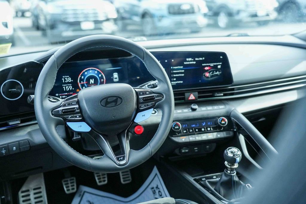 Used 2025 Hyundai Elantra N image 24