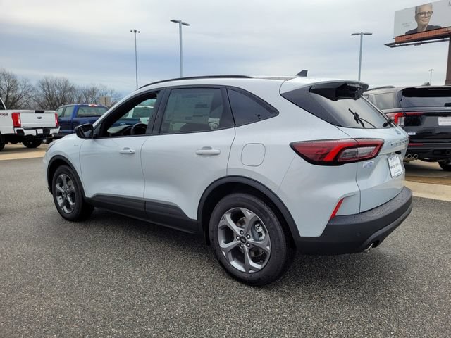 New 2026 Ford Escape ST-Line w/ Tech Pack #1 FWD image 8