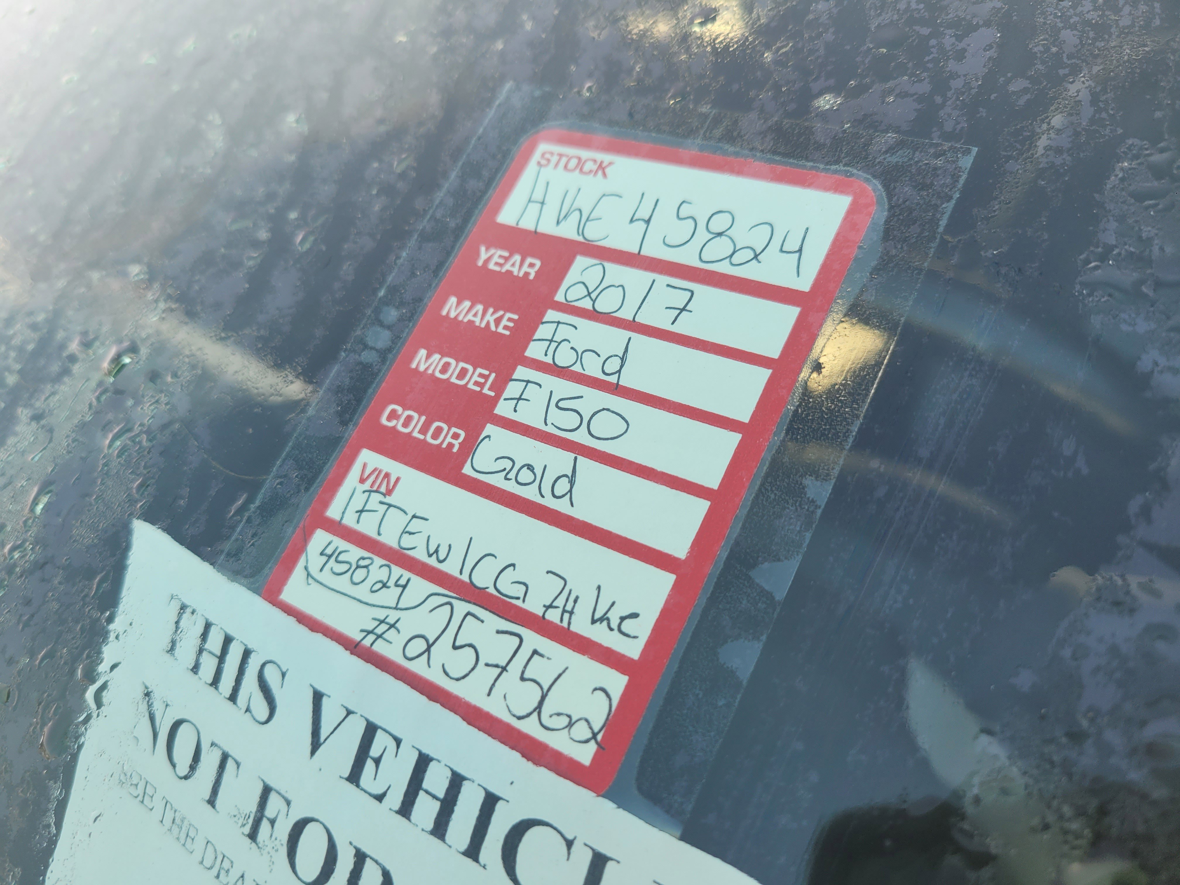 Used 2017 Ford F150 Lariat image 10