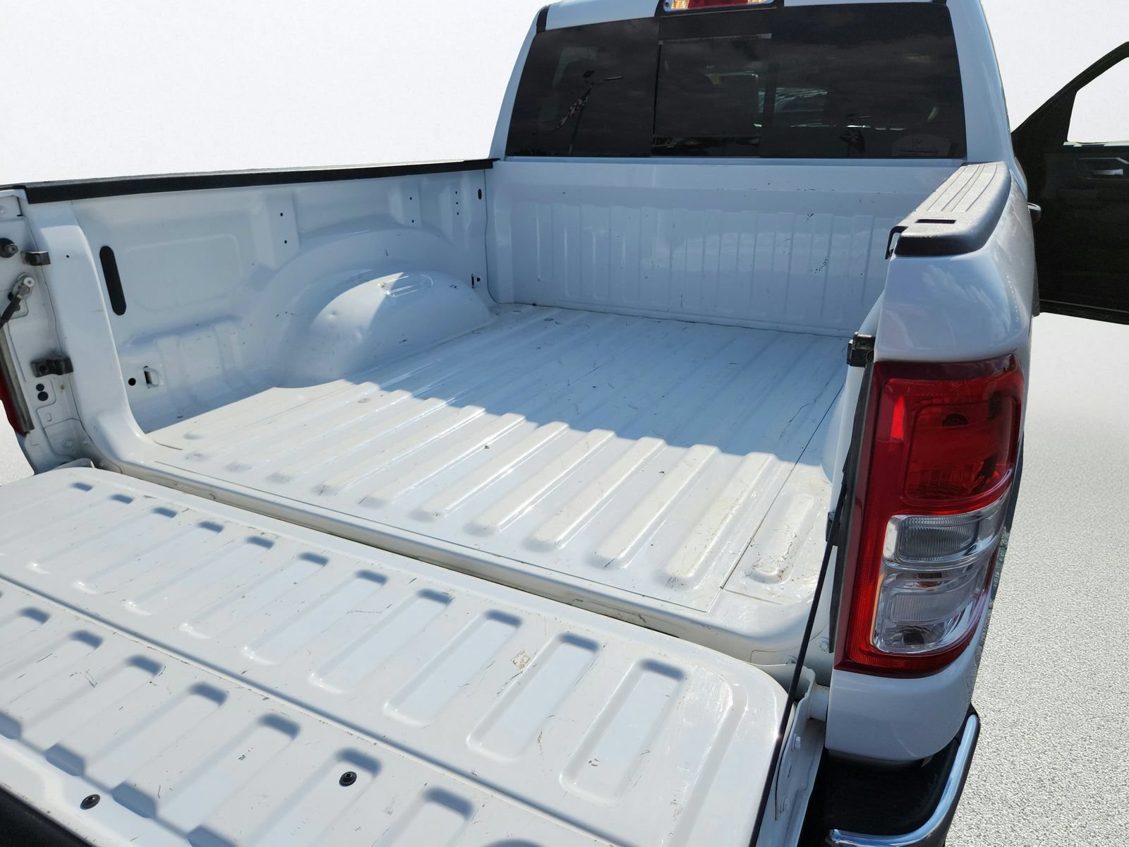 Used 2023 RAM 1500 Big Horn AWD/4WD image 29