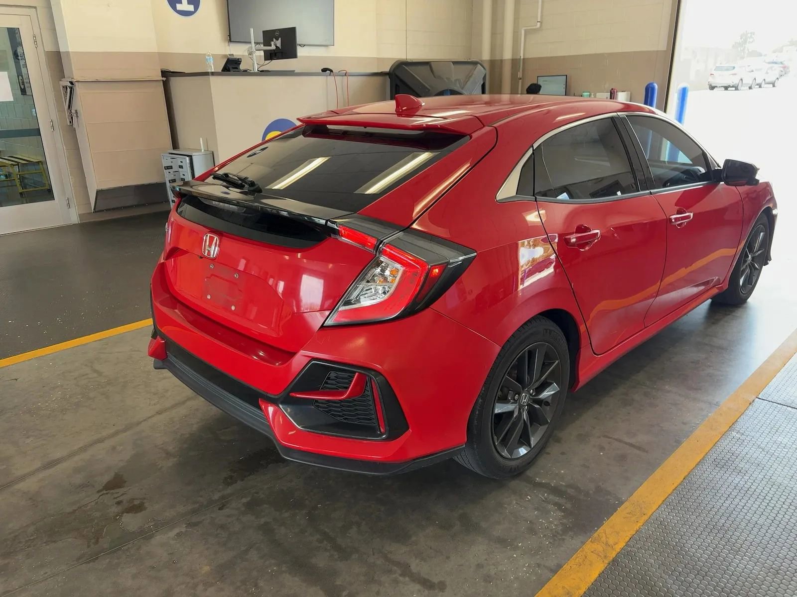 Used 2020 Honda Civic EX image 8