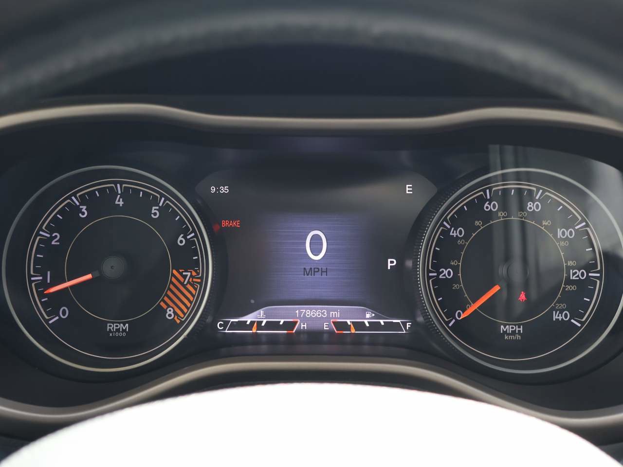 Used 2015 Jeep Cherokee Limited image 14