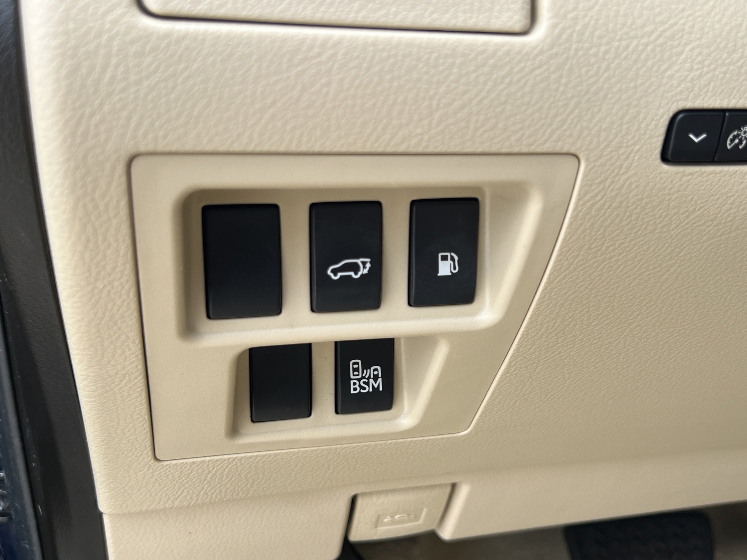 Used 2013 Lexus RX 350 FWD w/ Navigation Pkg image 15