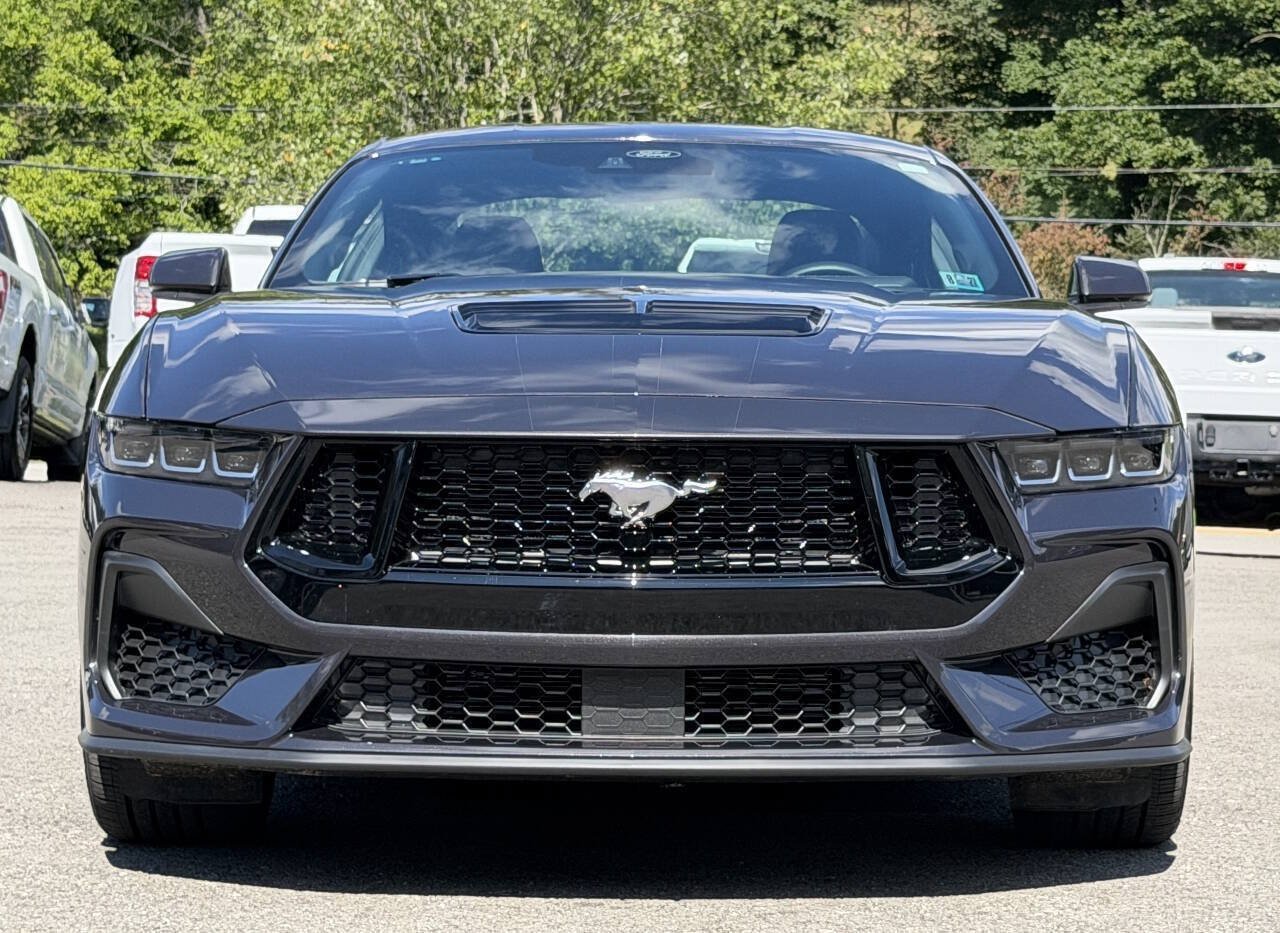 Used 2024 Ford Mustang GT Premium RWD image 2