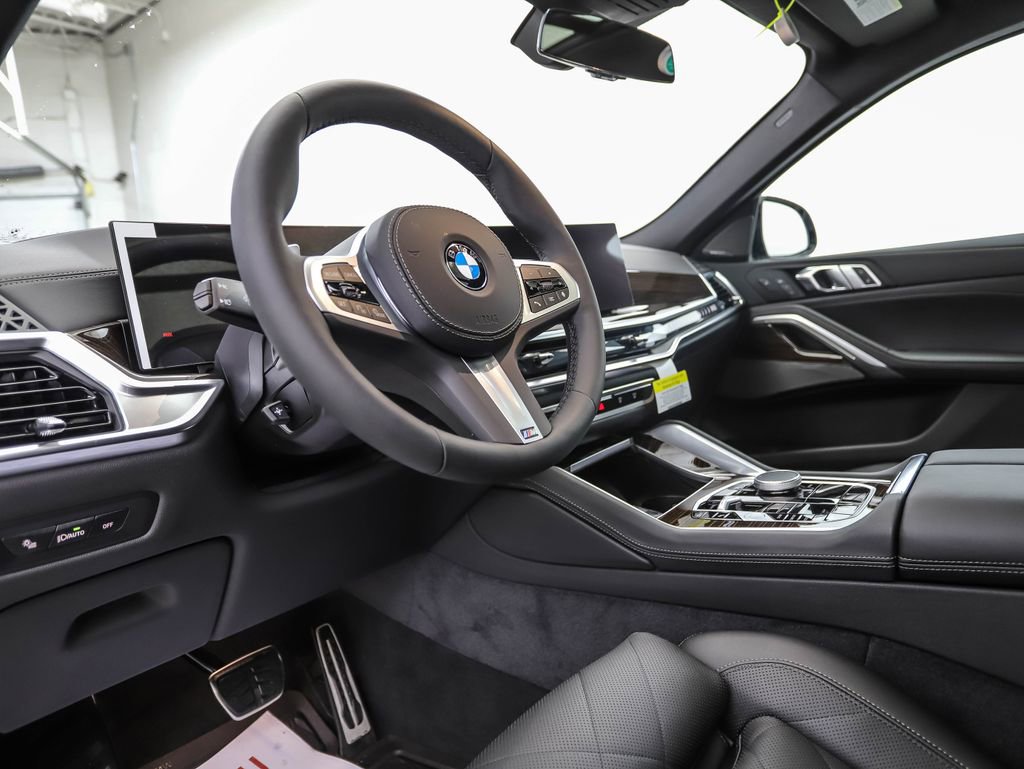Used 2026 BMW X6 xDrive40i image 11