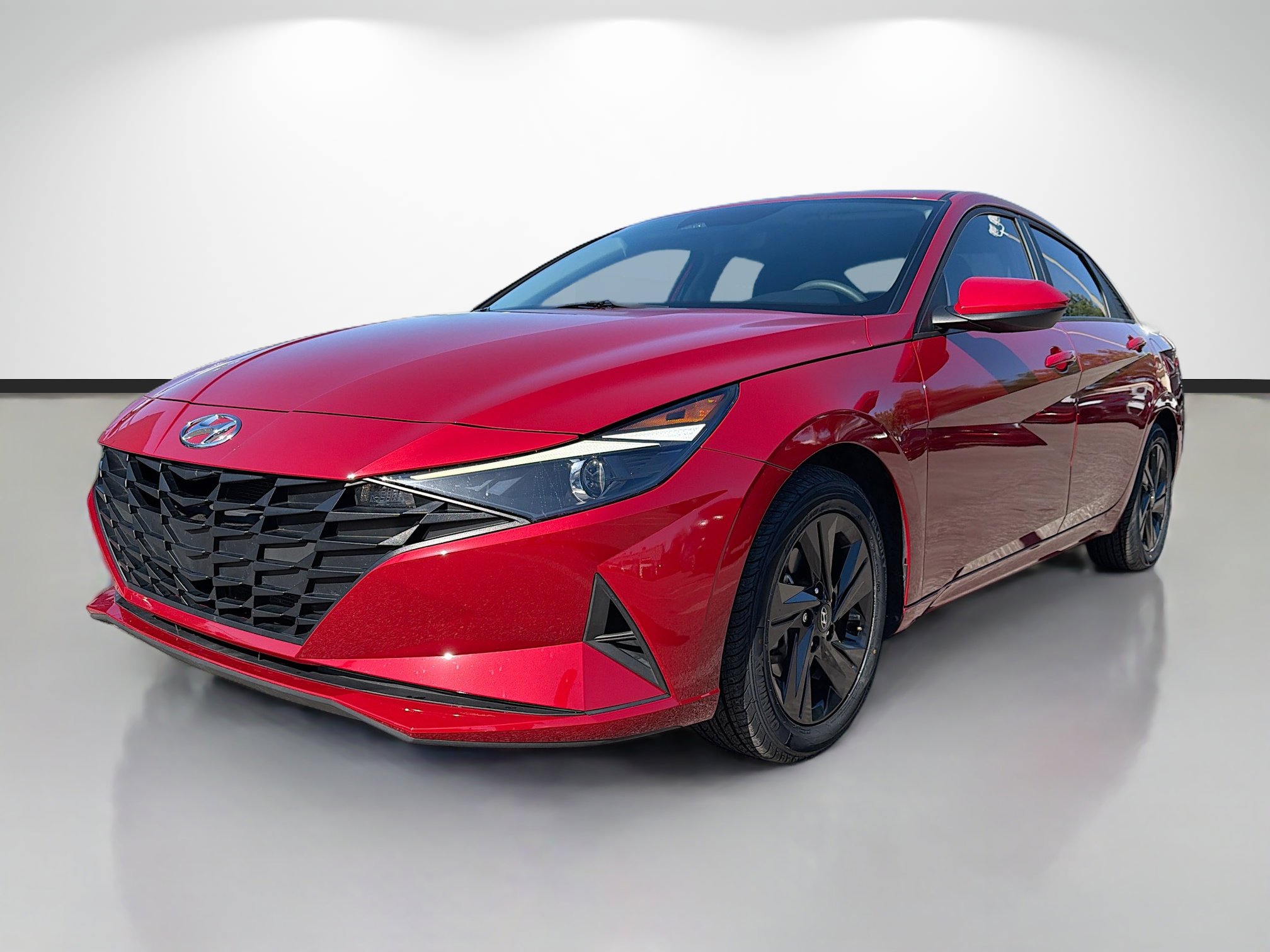 Used 2022 Hyundai Elantra SEL FWD image 7