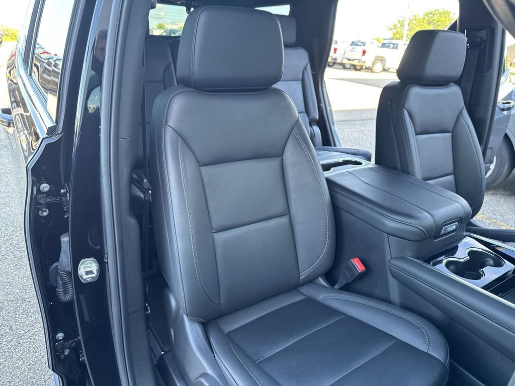 Certified 2025 Chevrolet Tahoe LT AWD/4WD image 24