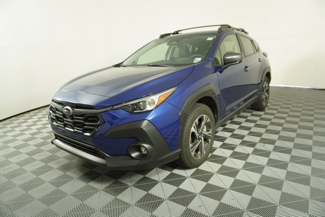 Used 2024 Subaru Crosstrek 2.0i Premium image 3
