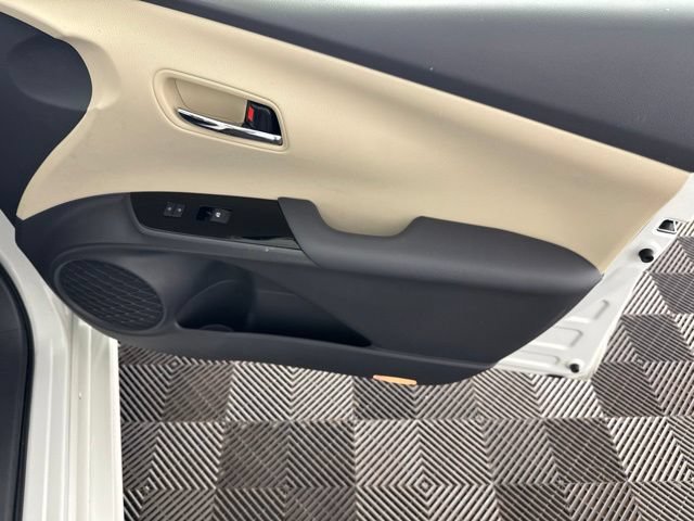 Used 2016 Toyota Prius Two FWD image 23
