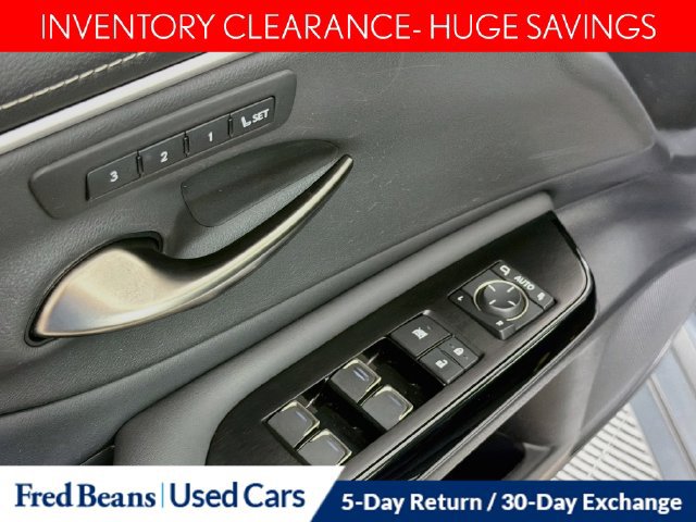 Used 2024 Lexus ES 350 w/ Premium Package FWD image 23
