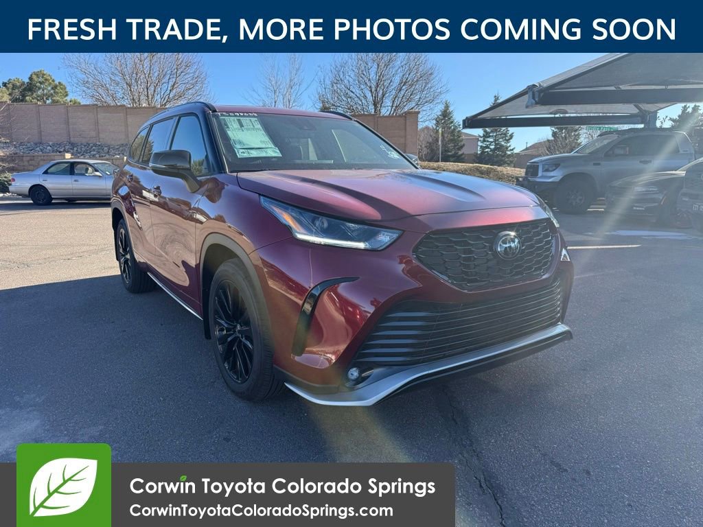 Used 2026 Toyota Highlander XSE image 1