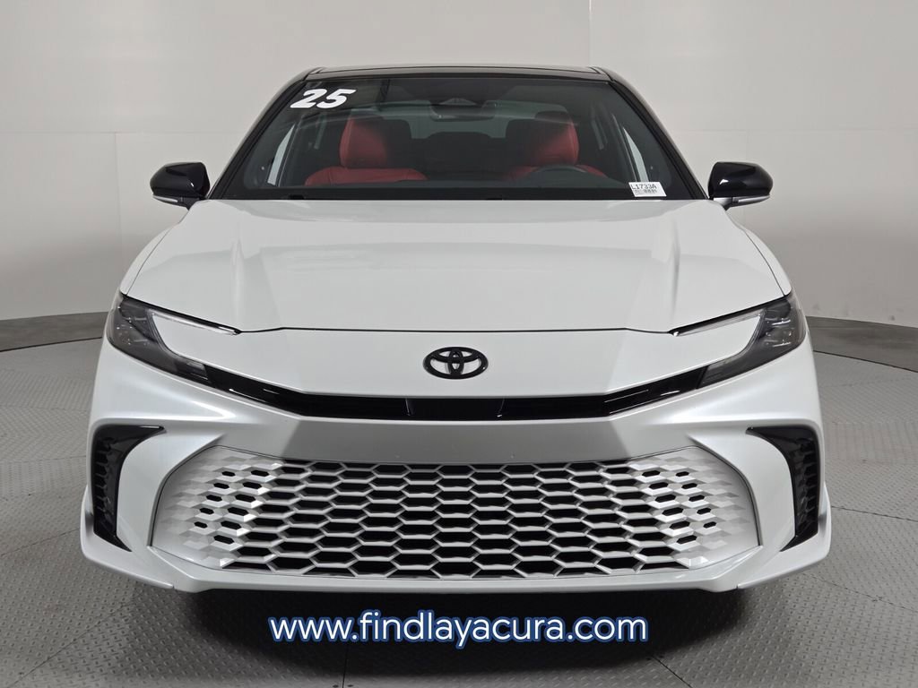 Used 2025 Toyota Camry XSE image 11