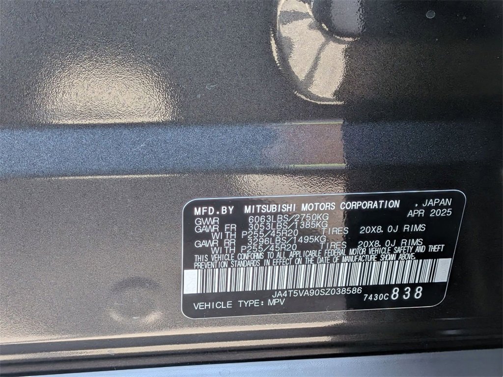 New 2025 Mitsubishi Outlander SE image 33