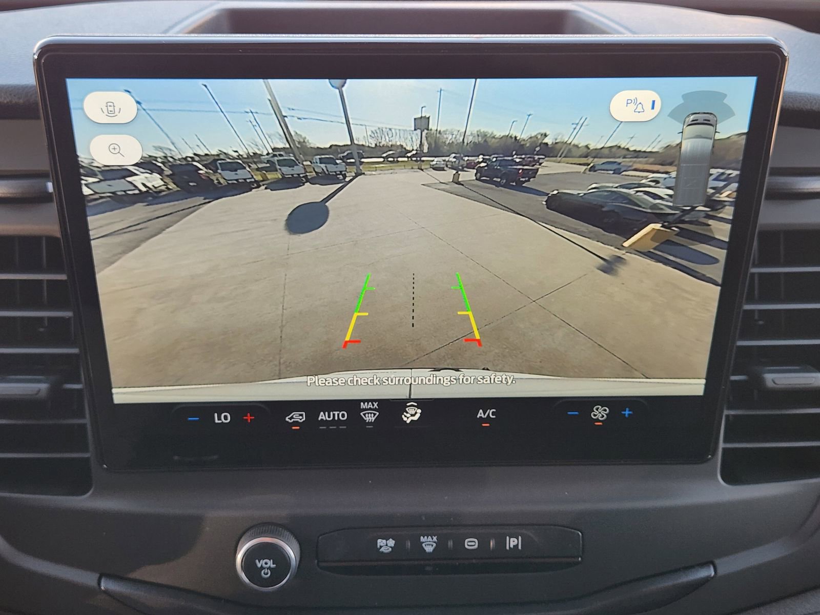 New 2026 Ford Transit 250 148 Medium Roof image 18