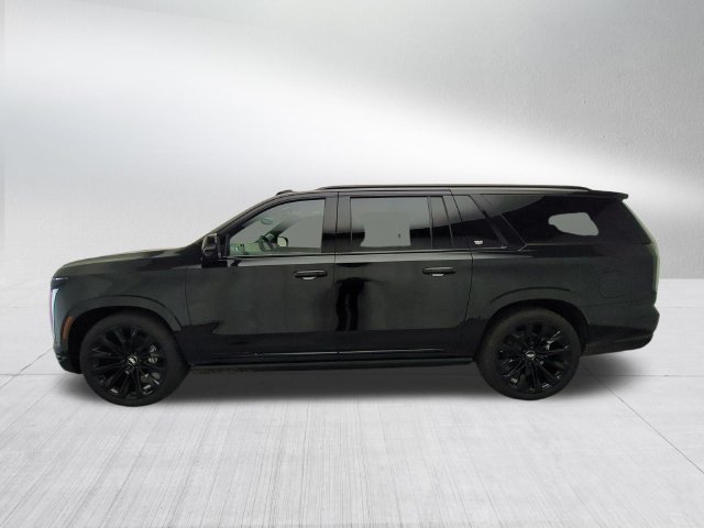 New 2026 Cadillac Escalade ESV Platinum Sport w/ LPO, ONYX Package AWD/4WD image 8