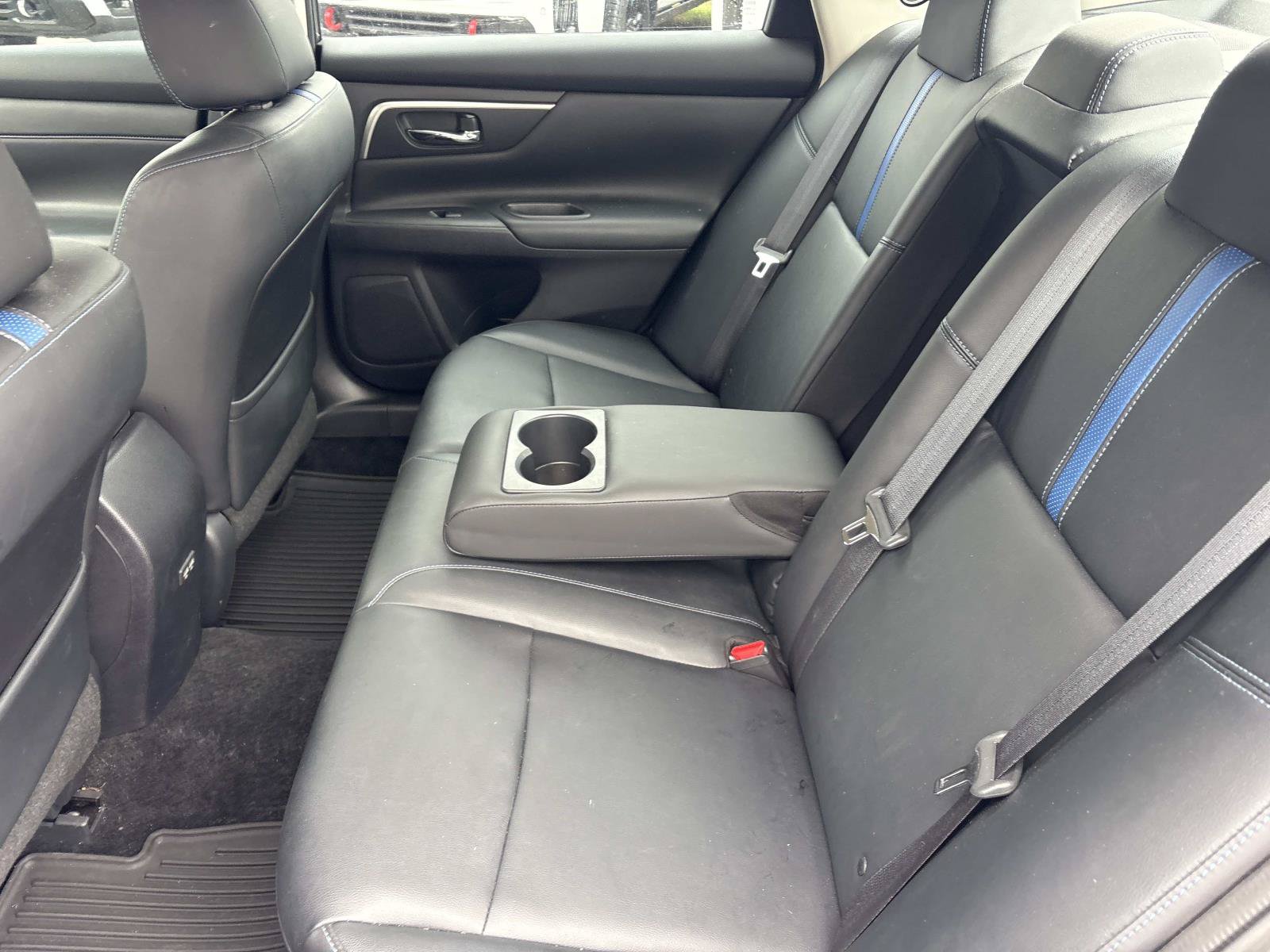 Used 2018 Nissan Altima 2.5 SR w/ SR Midnight Edition FWD image 30