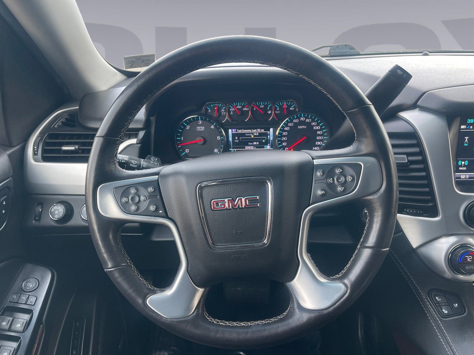 Used 2018 GMC Yukon XL SLT w/ Open Road Package image 13