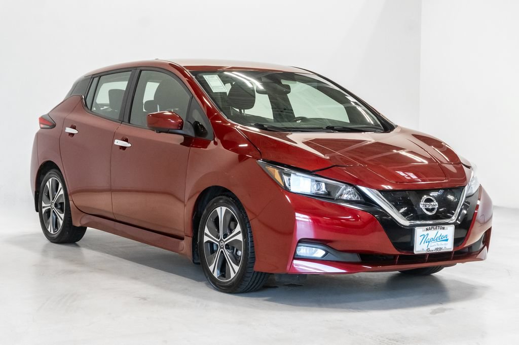 Used 2020 Nissan Leaf SV w/ SV Technology Package FWD image 6