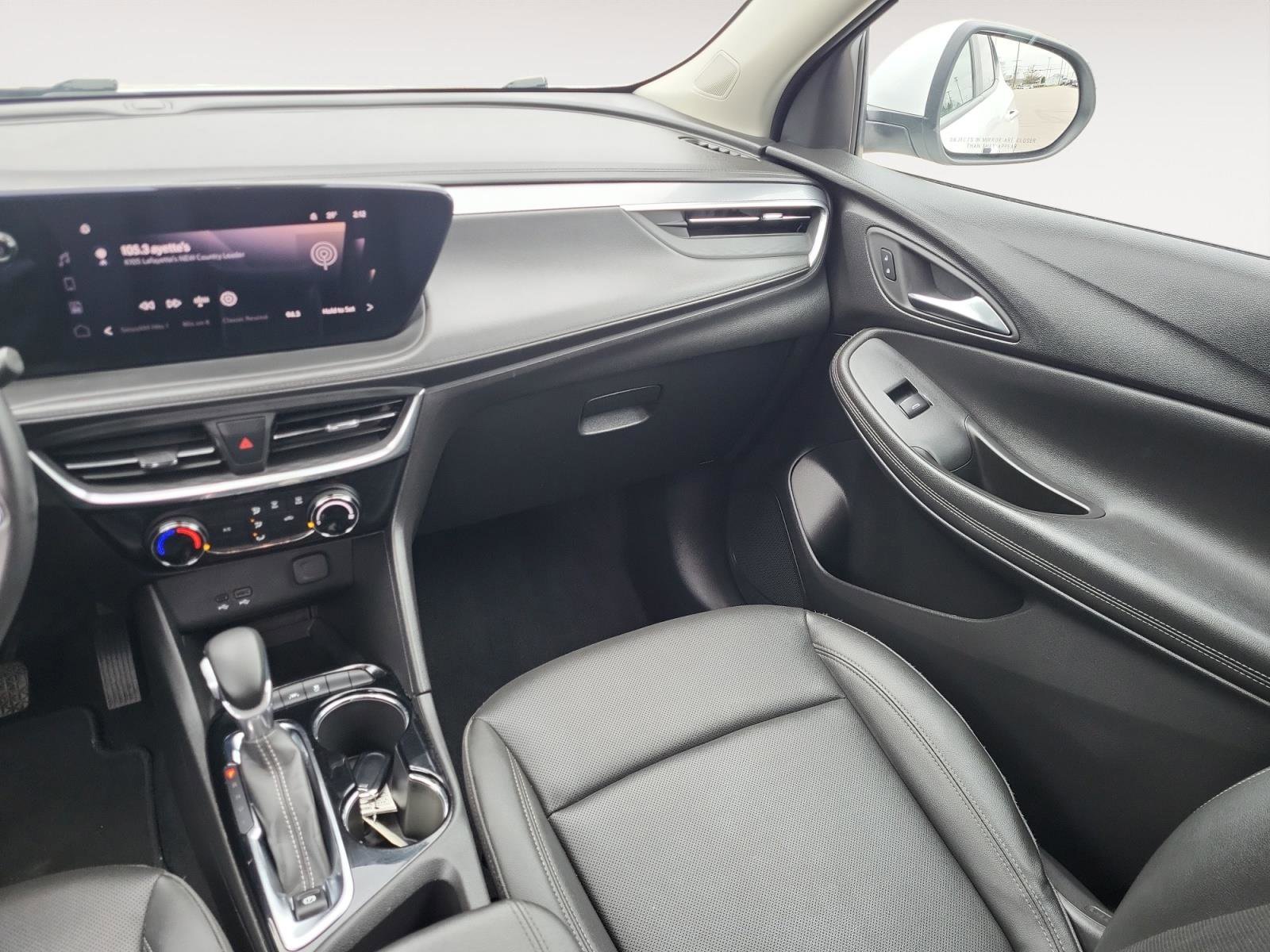 Used 2024 Buick Encore GX Sport Touring image 12