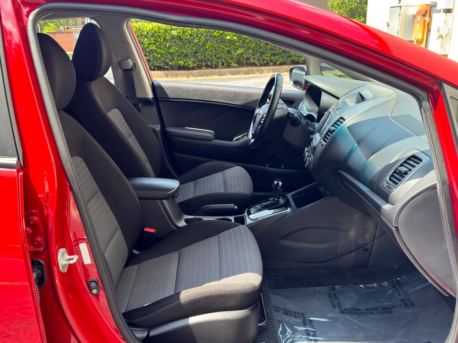 Used 2018 Kia Forte S w/ S Technology Plus Package FWD image 15