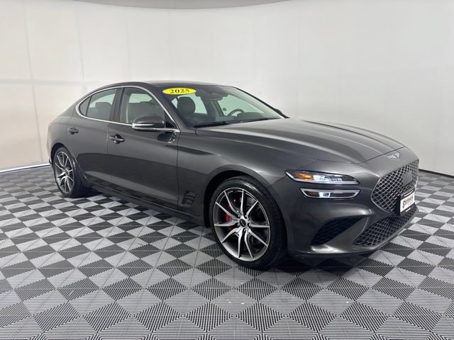 Used 2025 Genesis G70 2.5T RWD image 27