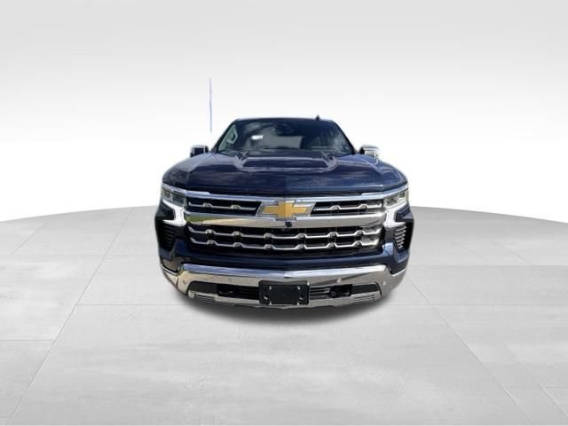 Certified 2023 Chevrolet Silverado 1500 LTZ AWD/4WD image 3