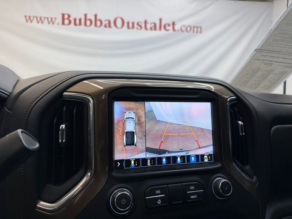 Used 2022 Chevrolet Silverado 3500 High Country w/ Technology Package image 16