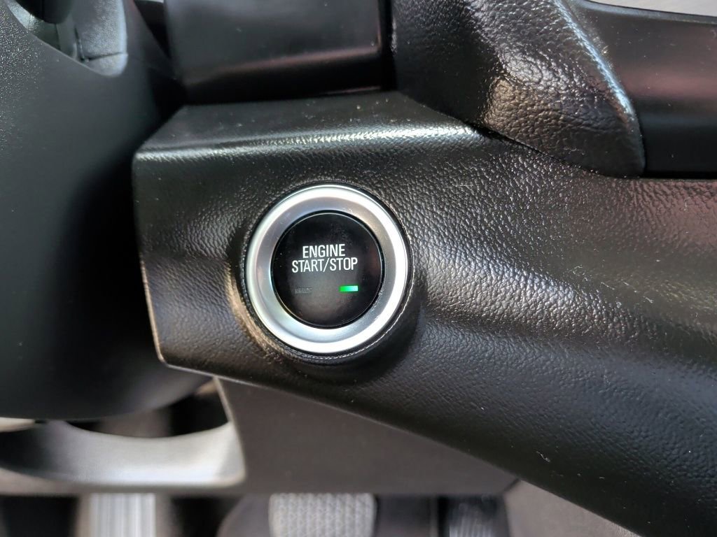 Used 2022 GMC Terrain SLE w/ Driver Convenience Package FWD image 23