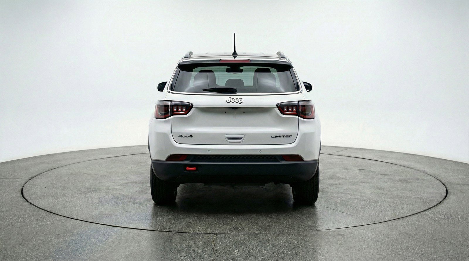 Used 2025 Jeep Compass Trailhawk AWD/4WD image 7