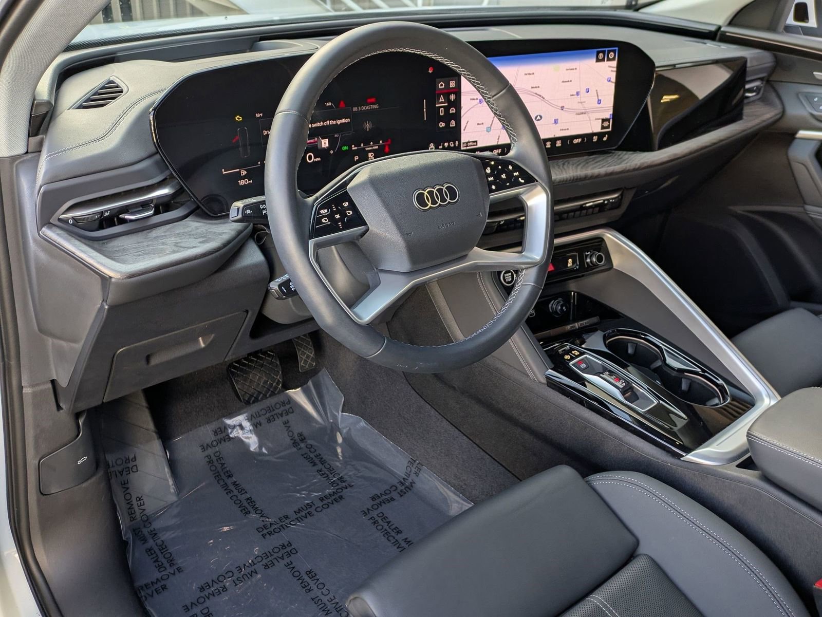 Used 2025 Audi Q5 Premium Plus w/ Premium Plus image 15