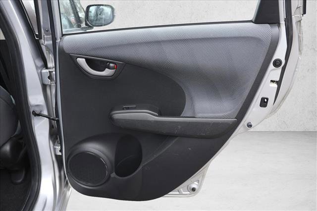 Used 2013 Honda Fit image 23