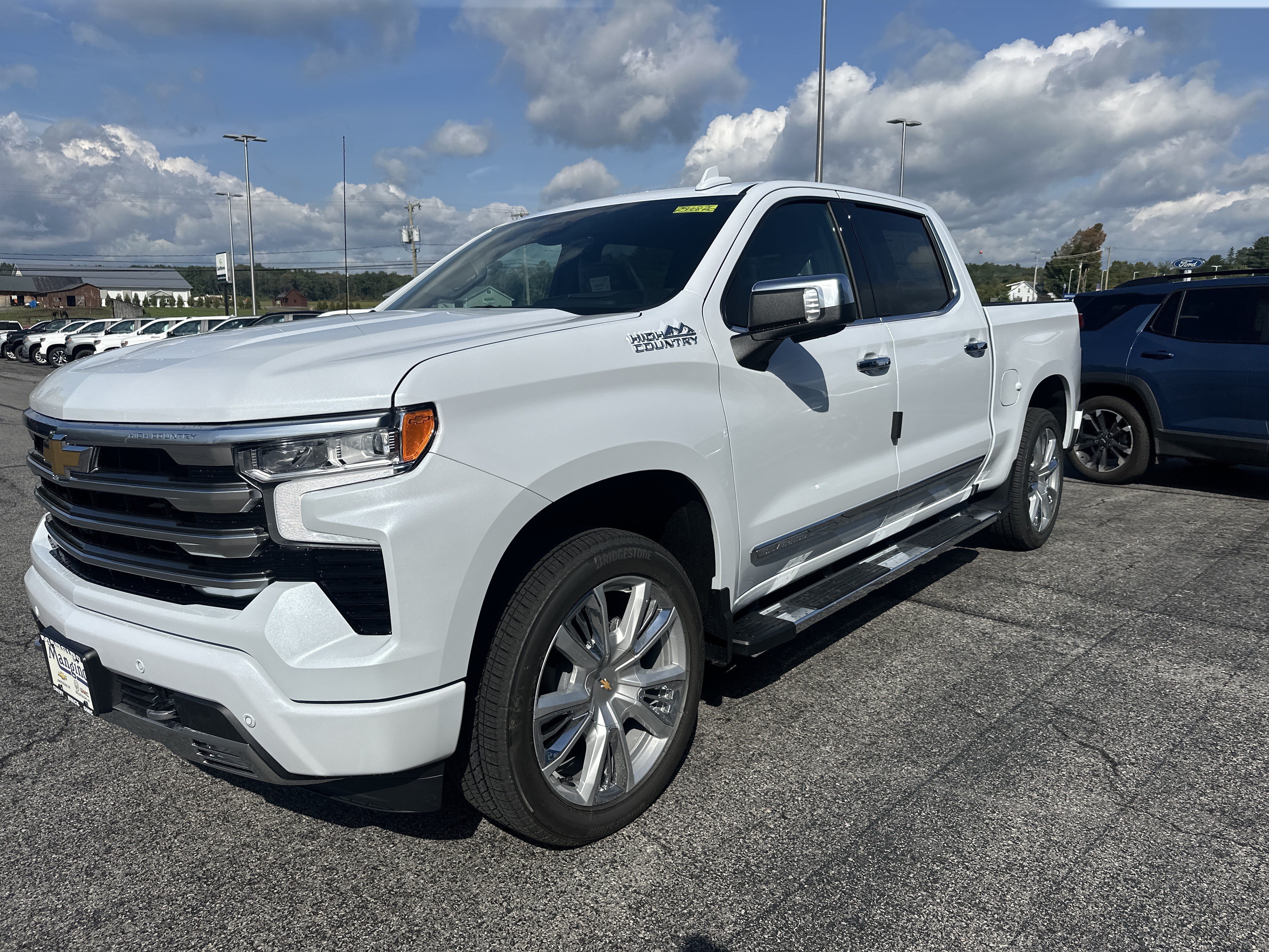 New 2026 Chevrolet Silverado 1500 High Country w/ High Country Premium Package AWD/4WD image 3