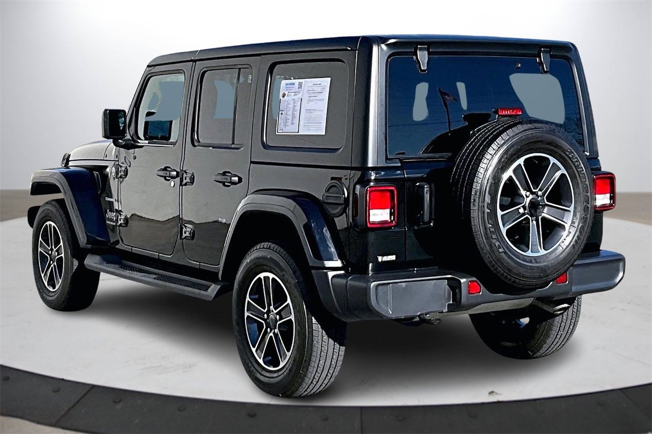 Certified 2023 Jeep Wrangler Sahara w/ Cold Weather Group image 7