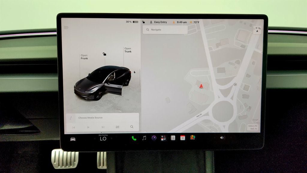 Used 2024 Tesla Model 3 Performance AWD/4WD image 22